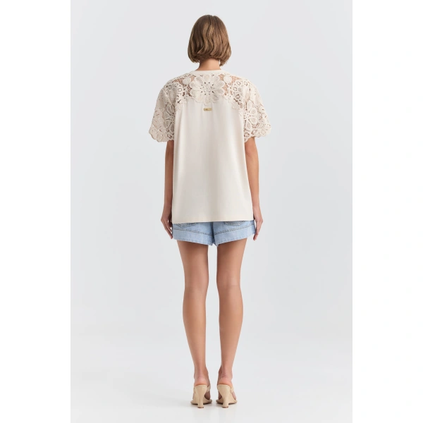 Aje Petalie Oversized Tee in Champagne | T-shirts | Coveti