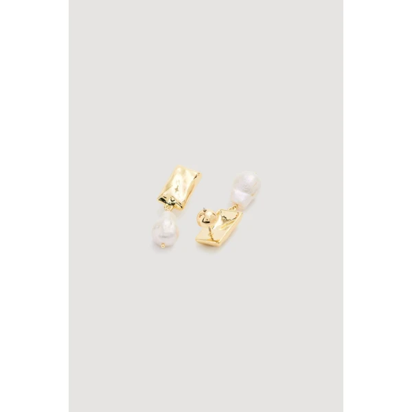 Aje Spencer Pearl Drop Earrings in Gold/Pearl | Earrings | Coveti