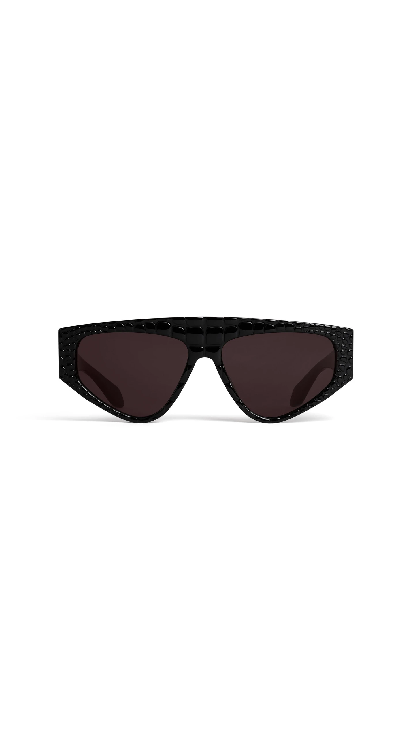Alaia Aviator Mask Sunglasses in Black, Crocodile Print Alaia Aviator Mask Sunglasses in Black, Crocodile Print | Sunglasses | Coveti