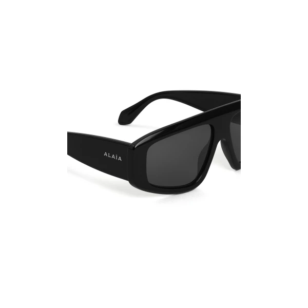 Alaia Aviator Mask Sunglasses in Black | Sunglasses | Coveti