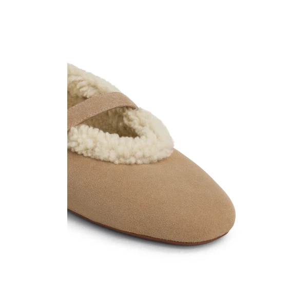 Alaia Ballet Flats in Merino Shearling, Camel | Flats | Coveti