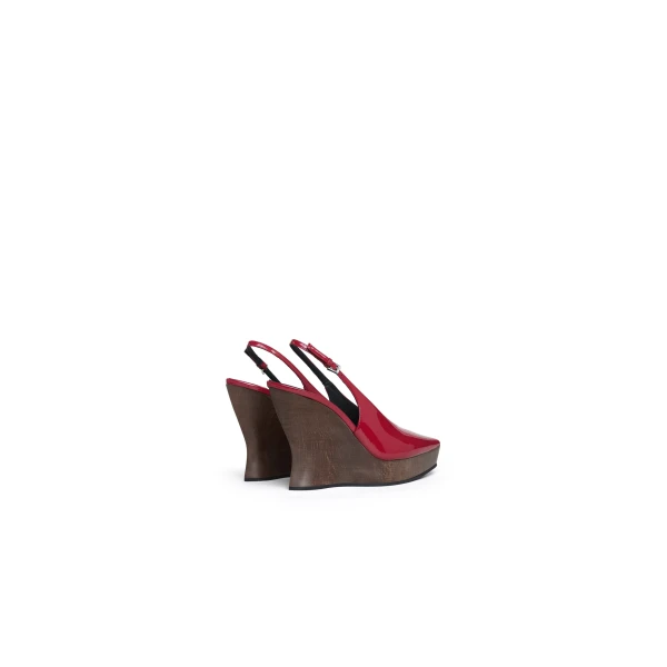 Alaia Clogs Wedge Slingbacks in Patent Calfskin, Carmine | Heels | Coveti
