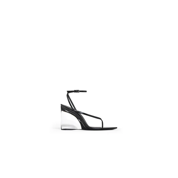 Invisible Thong Sandals in Patent Calfskin, Black