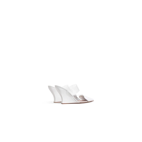 Alaia Le Coeur Wedge Mules in Patent Leather, Optical White, 90 mm | Mules | Coveti
