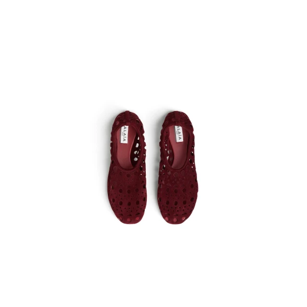 Alaia Slippers Vienne in Suede Calfskin, Cherry | Flats | Coveti