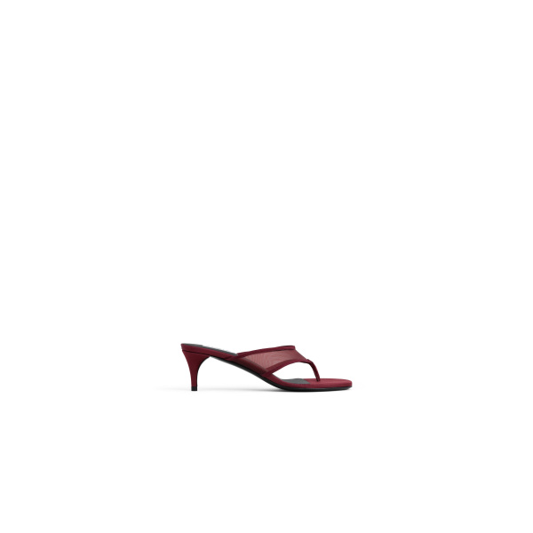 Alaia Thong Mules in Mesh, Bordeaux | Mules | Coveti