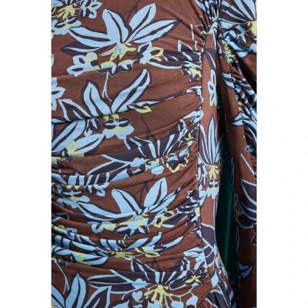 designer dresses at Coveti