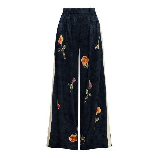 Sophie Pant