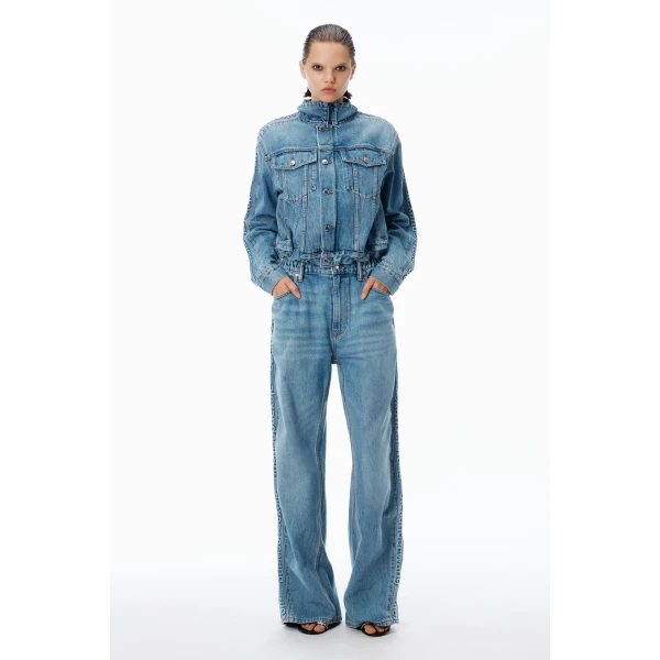 Alexander Wang Balloon Logo-Embossed Jean in Vintage Light Indigo | Denim | Coveti
