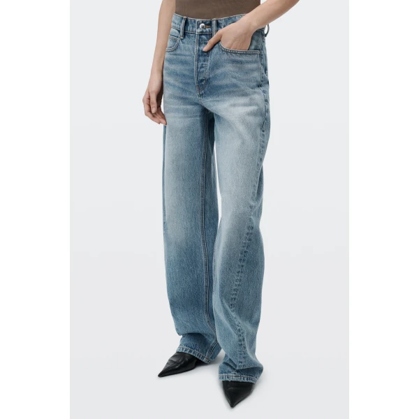 Alexander Wang Float Mid-Rise Relaxed Shadow Pocket Jean in Authentic Light Indigo | Denim | Coveti