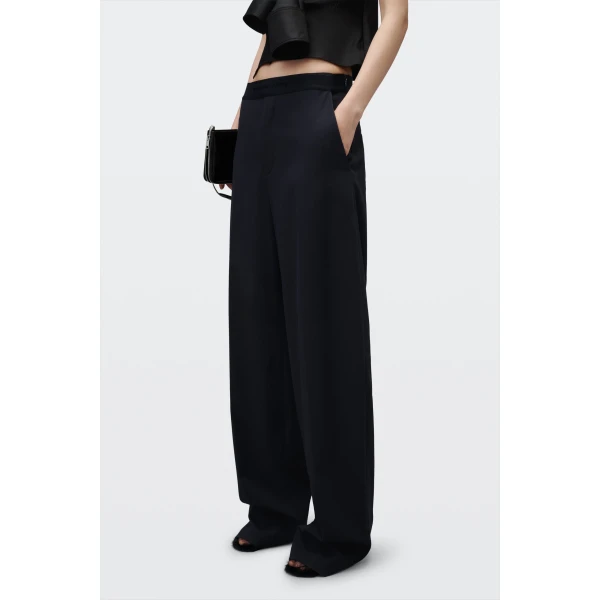 Alexander Wang Logo Elastic Mid-Rise Articulated Pant in Dark Navy | Pants | Coveti