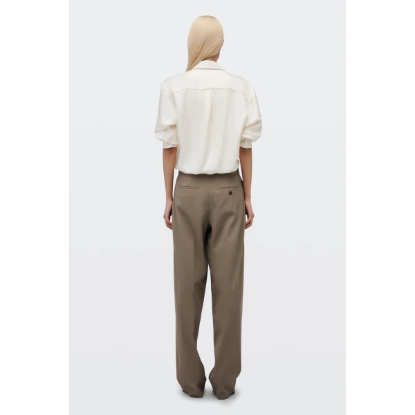 Alexander Wang Logo Elastic Mid-Rise Articulated Pant in Fallen Rock | Pants | Coveti