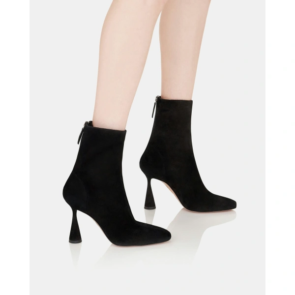 Aquazzura Amore Bootie 95 in Black, view 5 | Ankle Boots