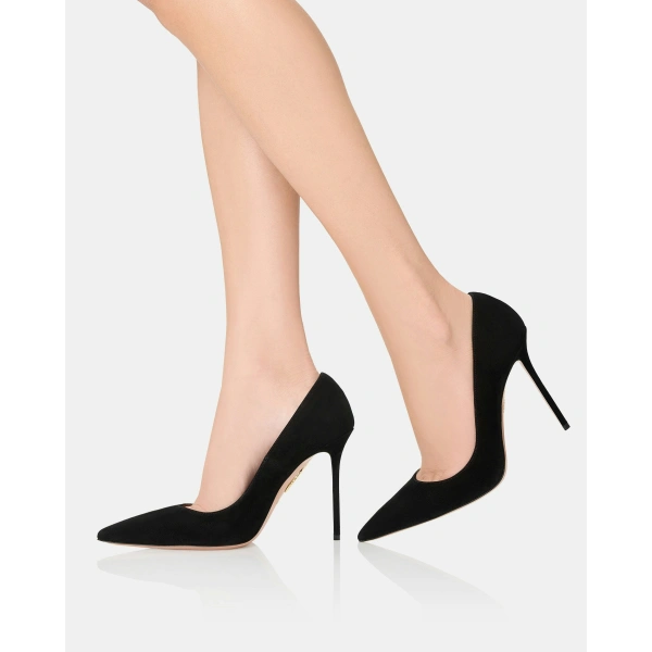 Aquazzura Essence Pump 105 in Black, view 5 | Pumps