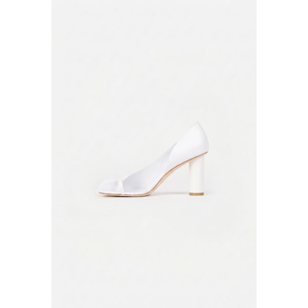 A.W.A.K.E. MODE Christine Cousin Shoes Red White, view 2