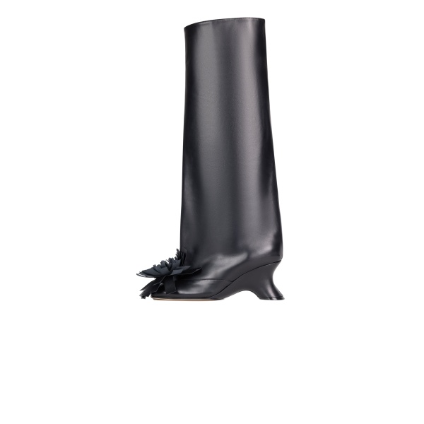 A.W.A.K.E. MODE Christy Boots With Pom-Poms Black