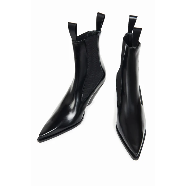 A.W.A.K.E. MODE Gabriel Sister Boot Black, view 2