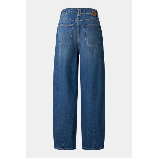 Bogner Bina Barrel Fit Jeans in Denim Blue, view 2 | Denim | Coveti
