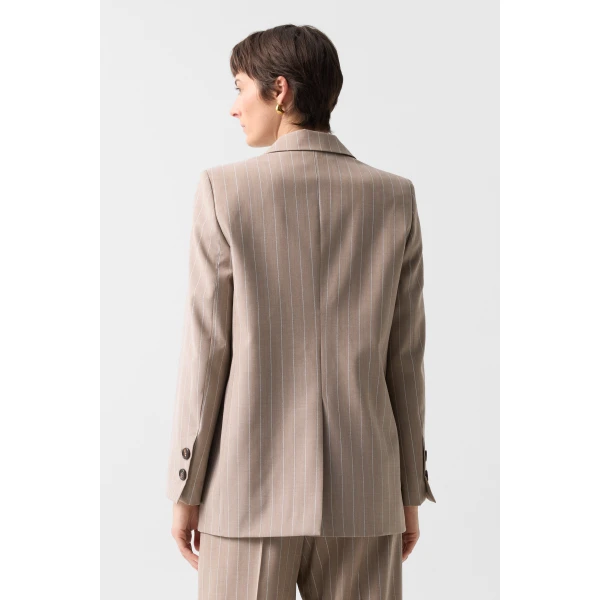Bogner Janina Virgin Wool Blazer in Camel, view 5 | Blazers | Coveti