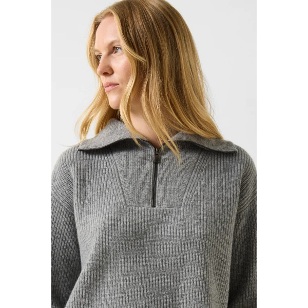Bogner Larissa Virgin Wool Turtleneck Jumper in Grey, view 6 | Turtlenecks | Coveti