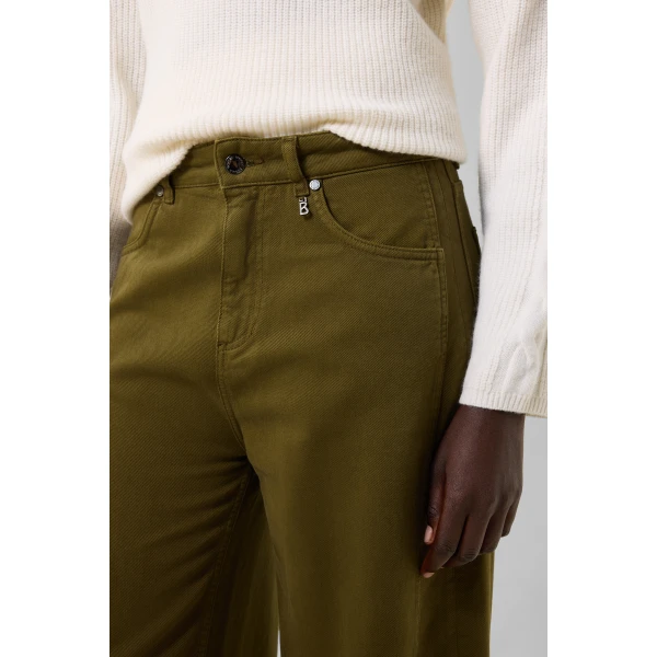Bogner Lizzy Jeans in Olive, view 6 | Denim | Coveti