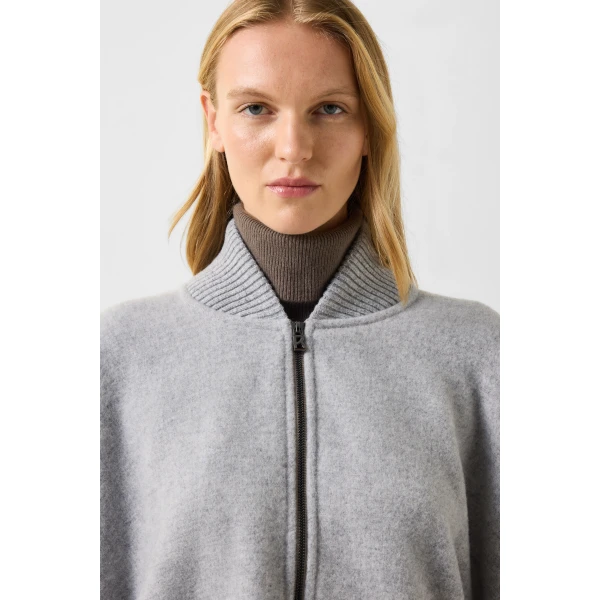 Bogner Nellie Wool Mix Poncho in Light Grey, view 6 | Sweaters | Coveti