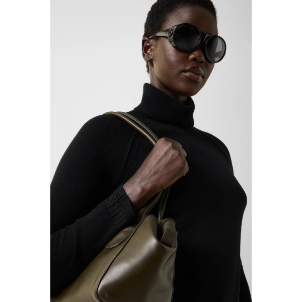 Bogner Vaiana Pure New Wool and Cashmere Jumper in Black, view 6 | Sweaters | Coveti