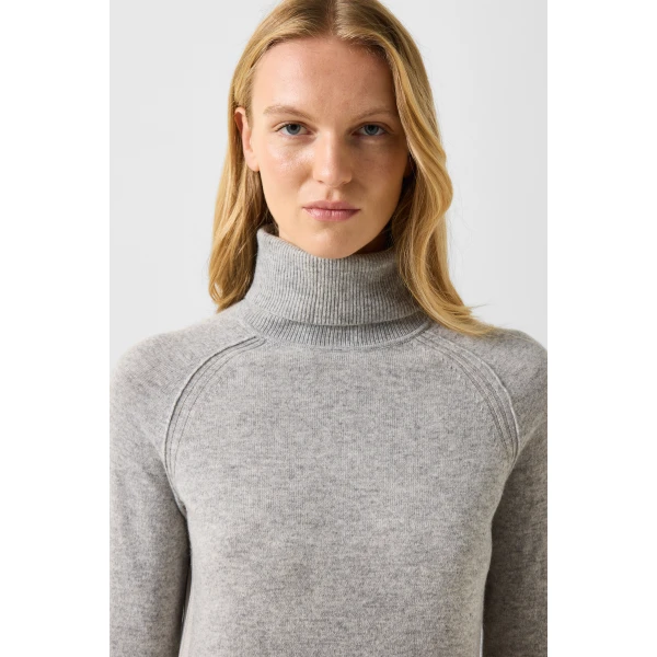 Bogner Vaiana Pure New Wool and Cashmere Jumper in Light Grey, view 6 | Sweaters | Coveti