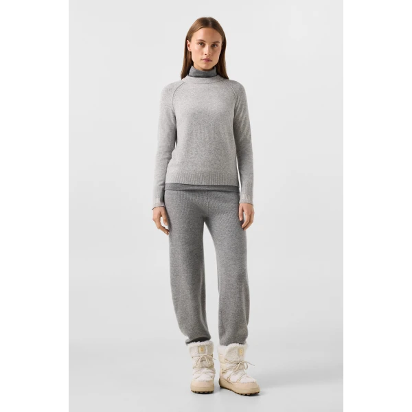 Bogner Vanessa Pure New Wool and Cashmere Jumper in Light Grey, view 3 | Sweaters | Coveti