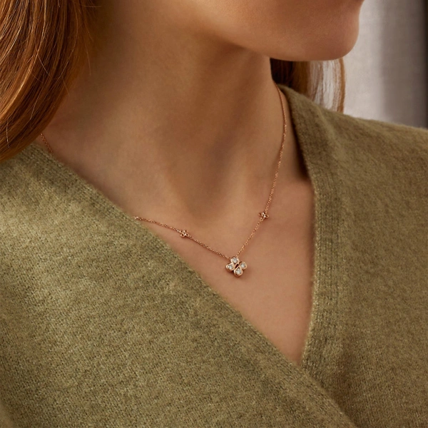 Boodles Be Boodles Rose Gold Pendant and Earrings Set | Fine Jewellery Sets | Coveti