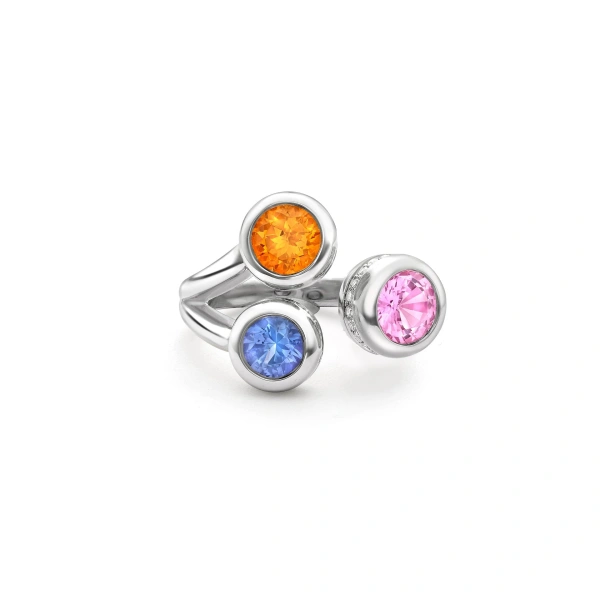 Boodles Beach Three Stone Sapphire Garnet Tanzanite Platinum Ring | Fine Rings | Coveti