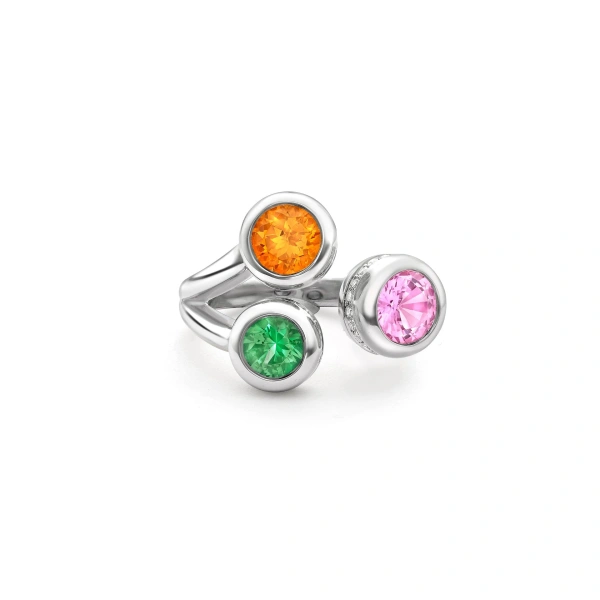 Boodles Beach Three Stone Sapphire Garnet Tsavorite Platinum Ring | Fine Rings | Coveti