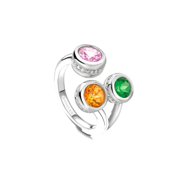 Boodles Beach Three Stone Sapphire Garnet Tsavorite Platinum Ring | Fine Rings | Coveti