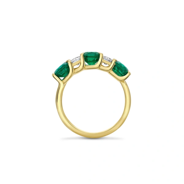 Boodles Classic Emerald and Ashoka Diamond Yellow Gold Eternity Ring | Fine Rings | Coveti