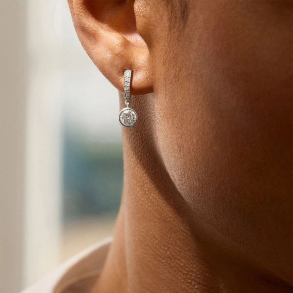 Boodles Classic Platinum Diamond Drop Earrings | Fine Earrings | Coveti