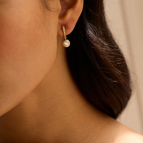 Boodles Classic Yellow Gold Diamond Drop Earrings | Fine Earrings | Coveti