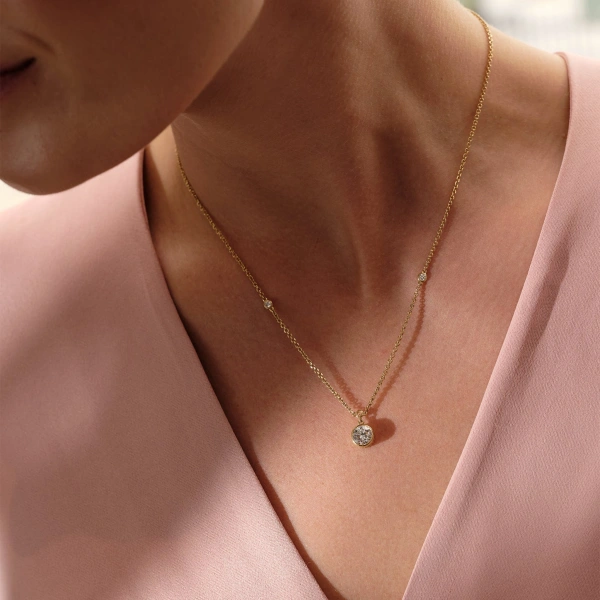Boodles Classic Yellow Gold Diamond Pendant | Fine Necklaces | Coveti