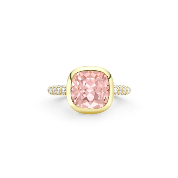 Boodles Florentine Dolce Vita Cushion Morganite Yellow Gold Ring | Fine Rings | Coveti
