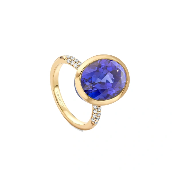 Boodles Florentine Dolce Vita Oval Tanzanite Ring | Fine Rings | Coveti