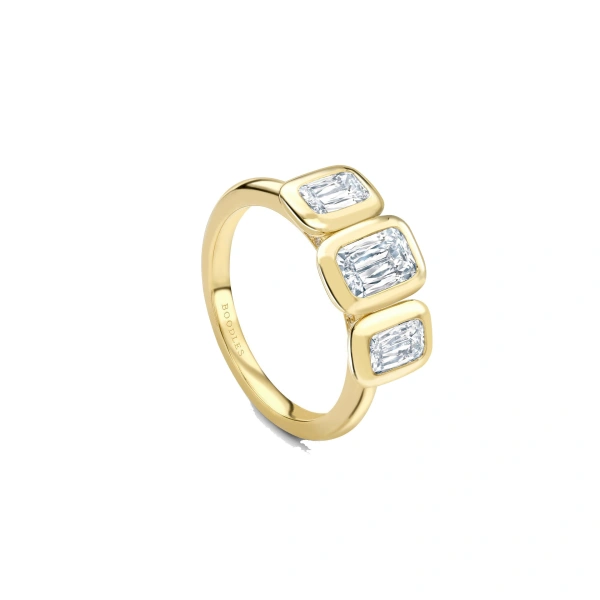 Boodles Florentine Three Stone Ashoka Diamond Yellow Gold Ring | Fine Rings | Coveti