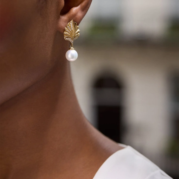 Boodles Olympian Paraiba Pearl Yellow Gold Earrings | Fine Rings | Coveti