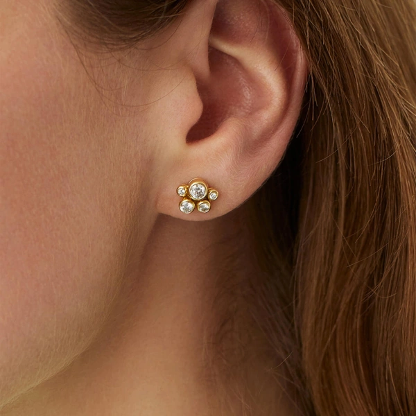 Boodles Raindance Classic Cluster Yellow Gold Stud Earrings | Fine Earrings | Coveti