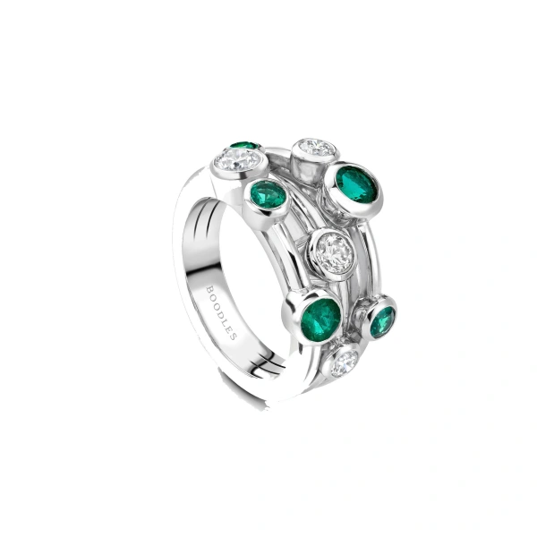 Boodles Raindance Classic Platinum Emerald Ring | Fine Rings | Coveti