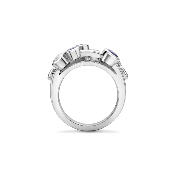 Boodles Raindance Classic Platinum Sapphire Ring | Fine Rings | Coveti