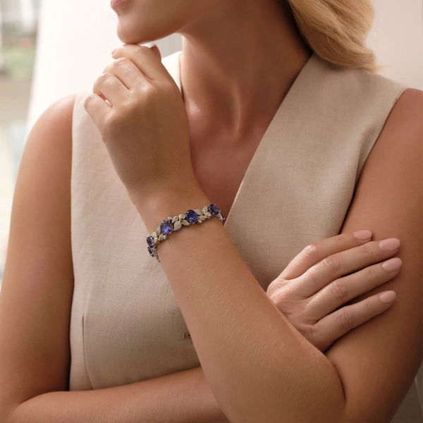 Boodles Secret Garden Verdure Tanzanite Diamond Bracelet | Fine Bracelets | Coveti
