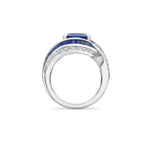 Boodles Swirl Cushion Sapphire and Diamond Platinum Ring | Fine Rings | Coveti