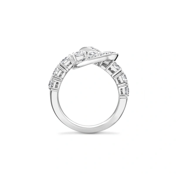 Boodles The Knot Medium White Gold Diamond Ring | Fine Rings | Coveti