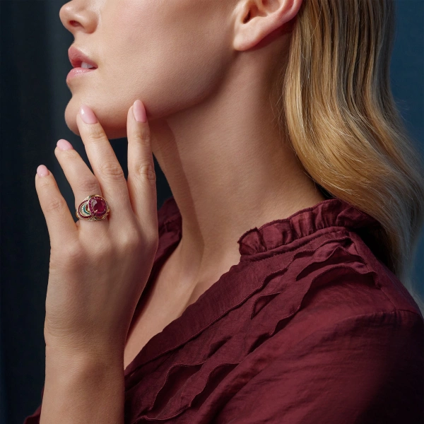 Boodles The Palace Collection Presence Chamber Ruby Ring | Fine Rings | Coveti