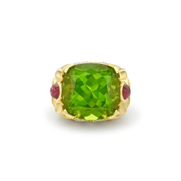 Boodles The Palace Collection The Great Vine Peridot Ring | Fine Rings | Coveti