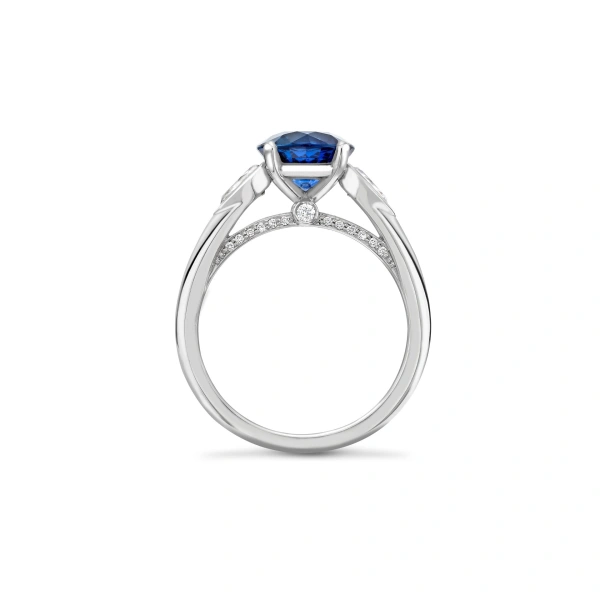 Boodles Trilogy Cupid Sapphire Platinum Ring | Fine Rings | Coveti